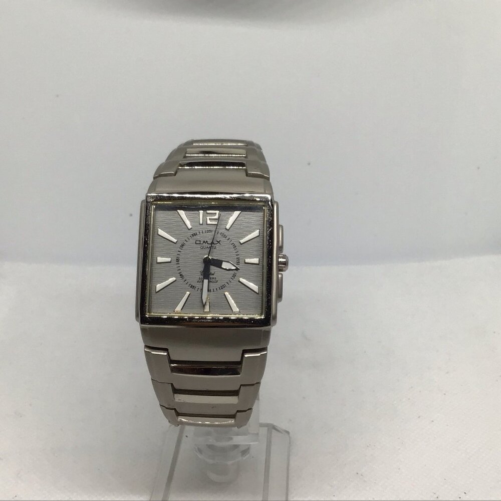 OMAX Crystal Quartz Men's Watch DBA193 Square Gray Dial Silver-Tone